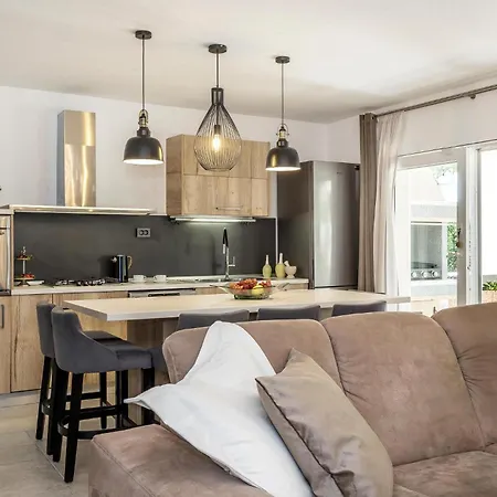 Σπίτι διακοπών Front In